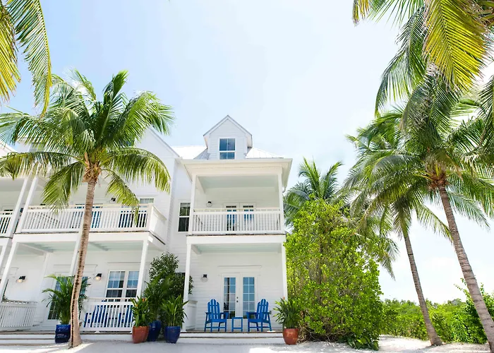 Parrot Key Hotel & Villas