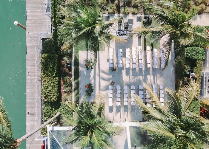 Hotels With Four Stars Oceans Edge Key West