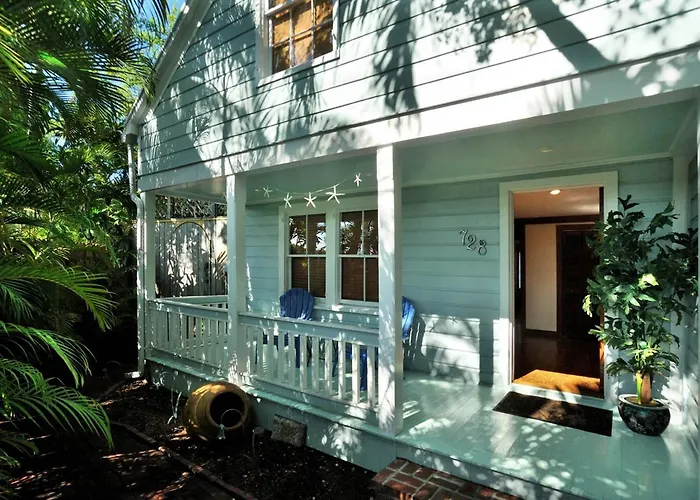 Pool Villa: Passover Cottage